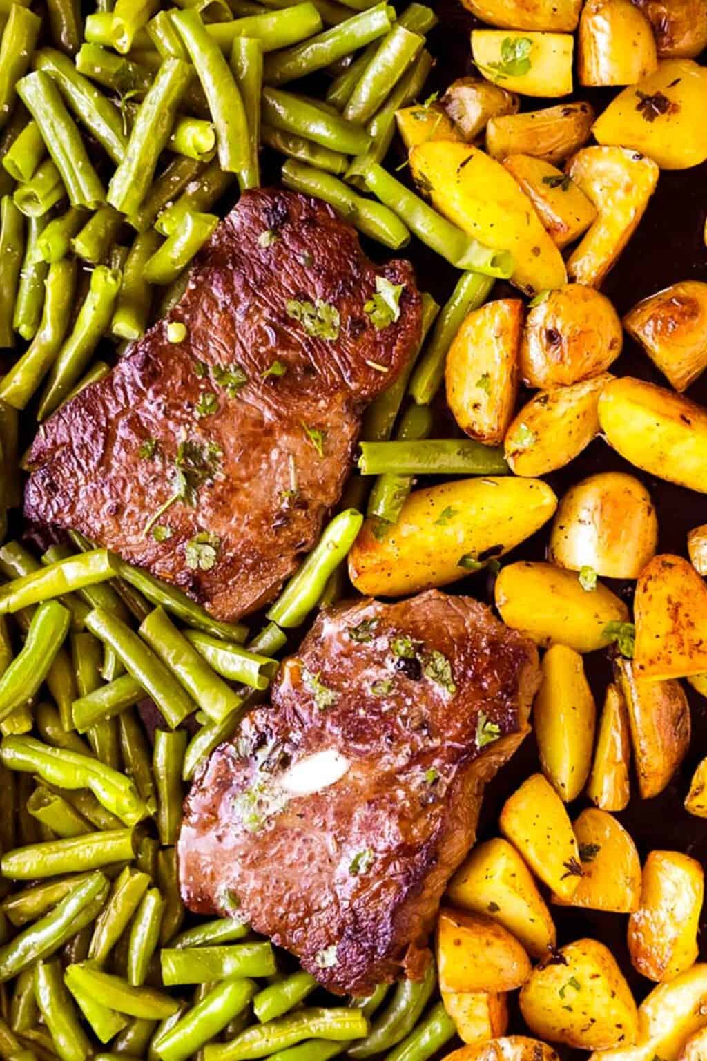 10 Delicious Beef Sheet Pan Dinners - BeCentsational