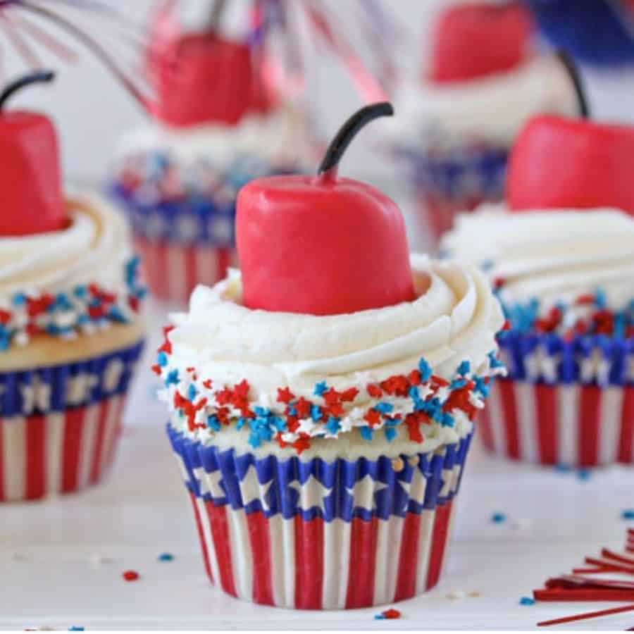 patriotic american cupcakes. 4th fo July cupcake Recipes, independence day.