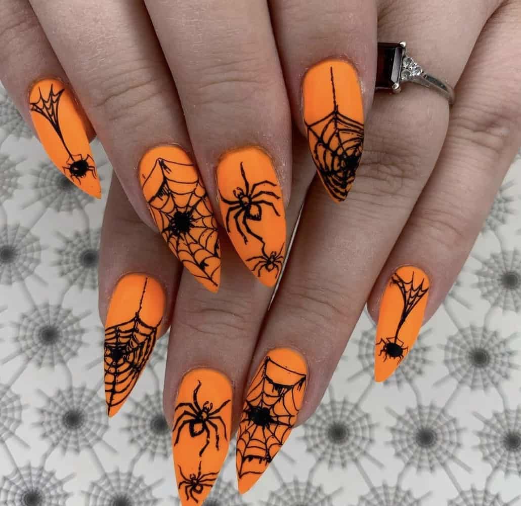 spooky nails