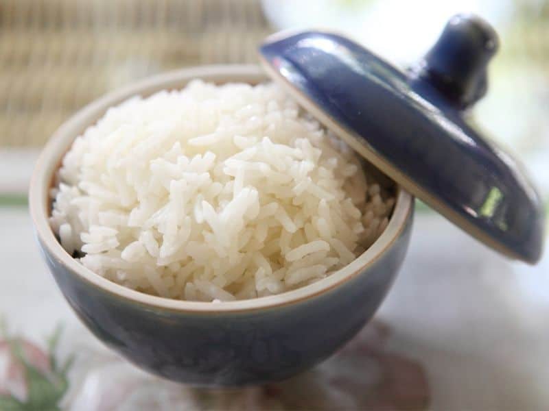 View of a bowl of white rice. Can You Leave Cooked Rice Out Overnight?