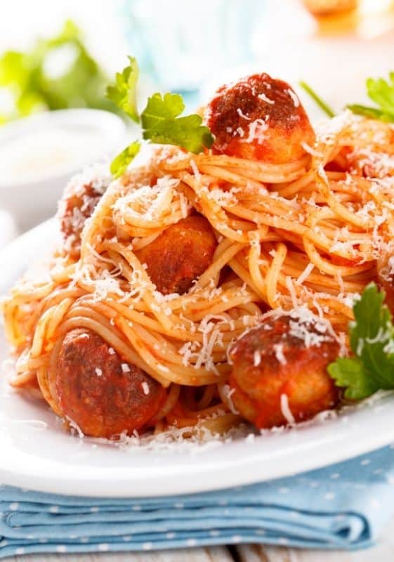 Can You Cook Pasta in the Sauce? Spaghetti with meatballs