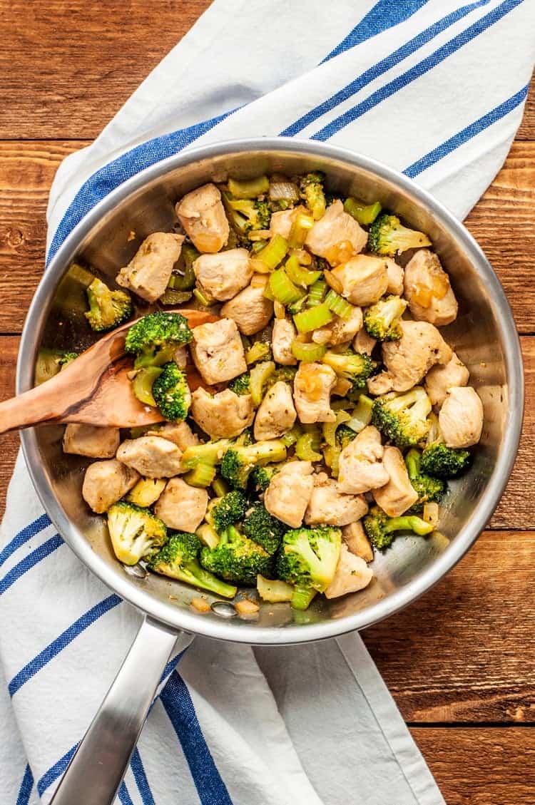 One-Skillet Chicken and Broccoli Dinner