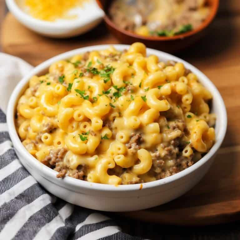 Skillet Hamburger Mac and Cheese - BeCentsational