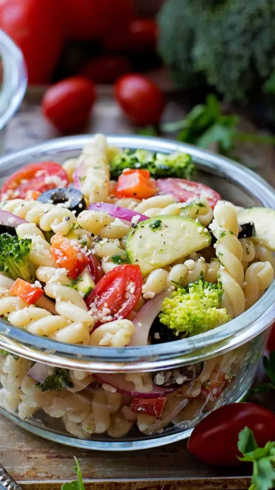 20 Irresistible Pasta Summer Salads - BeCentsational